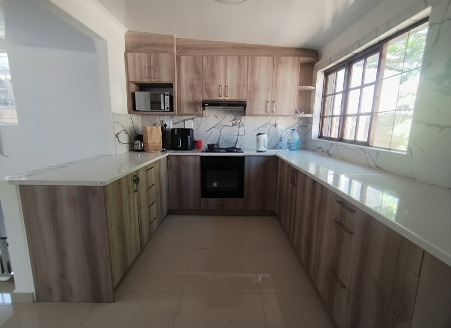 3 Bedroom Property for Sale in Glenlilly Western Cape